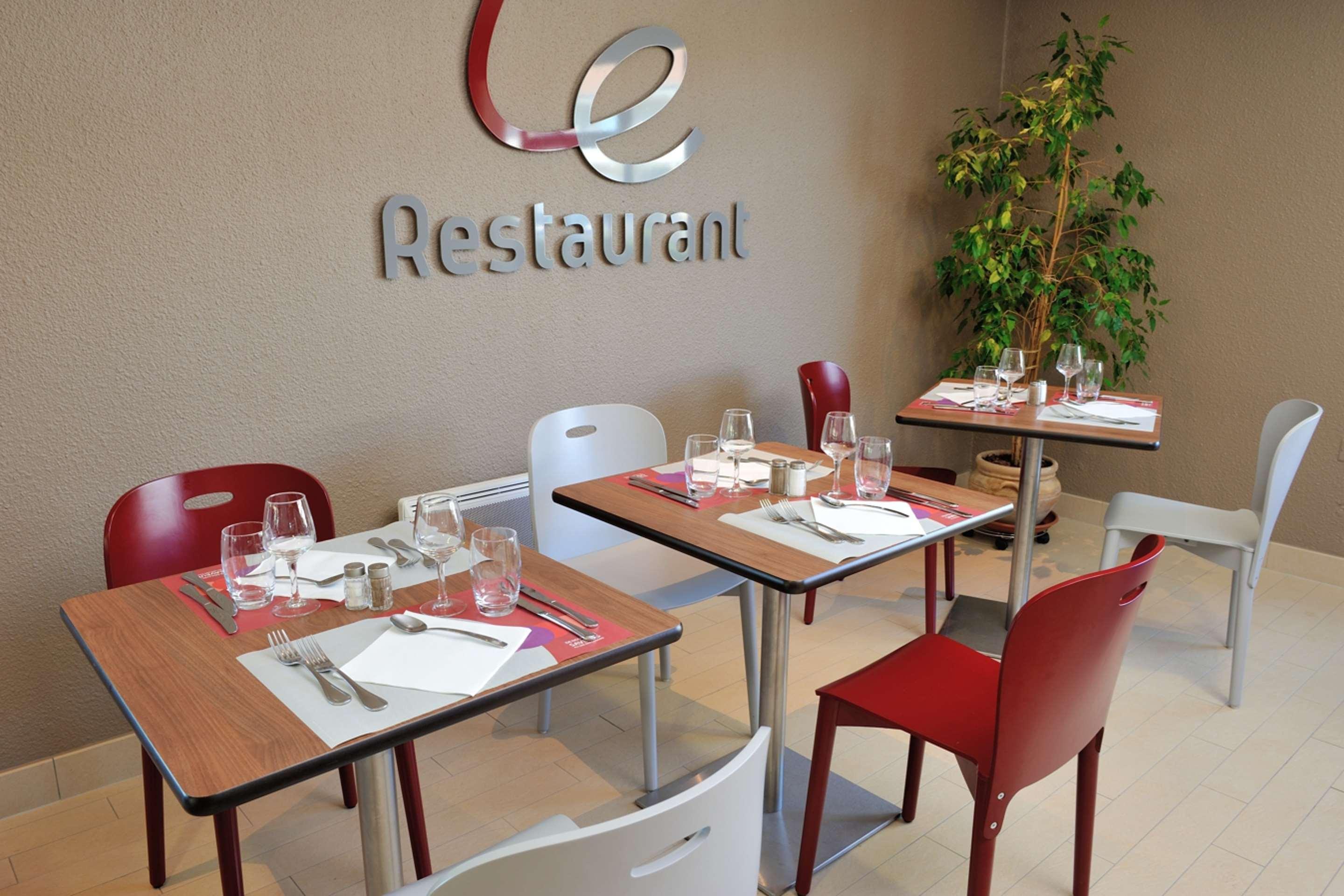Kyriad Villeneuve Saint Georges - Hotel Renove Exterior photo