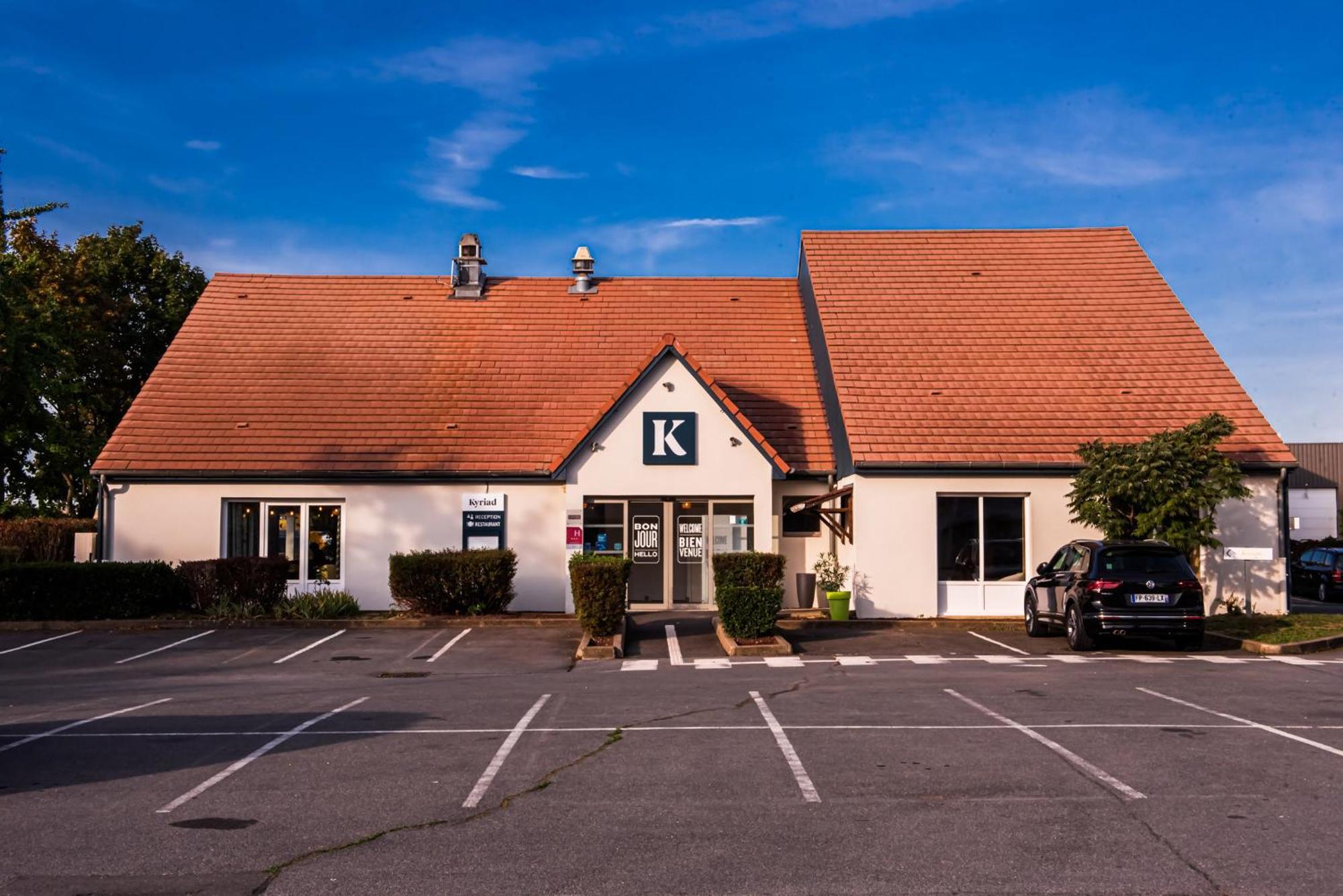 Kyriad Villeneuve Saint Georges - Hotel Renove Exterior photo