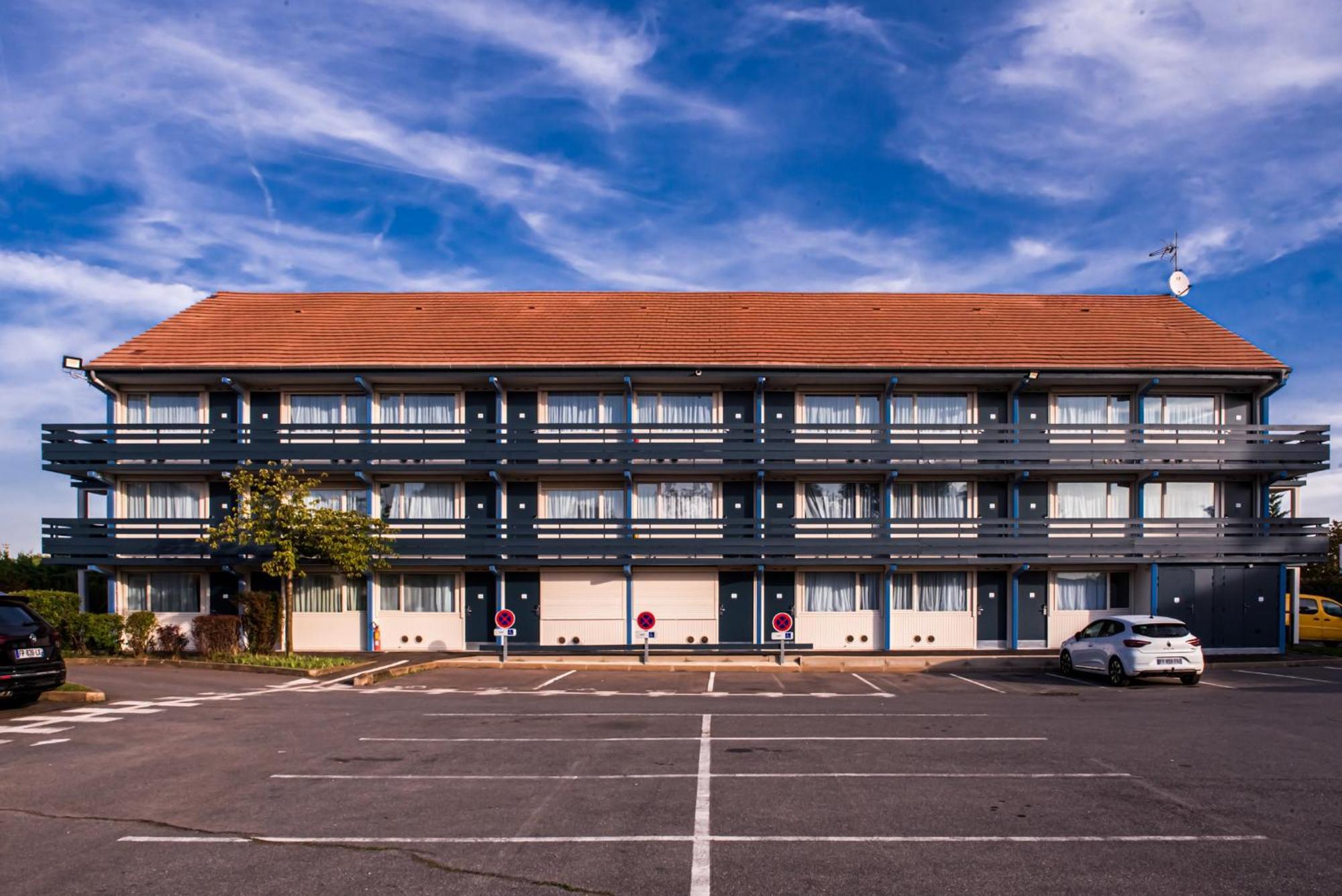Kyriad Villeneuve Saint Georges - Hotel Renove Exterior photo